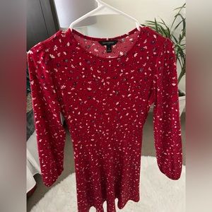 Banana Republic, size small, red with white and blue flowers stretchy material